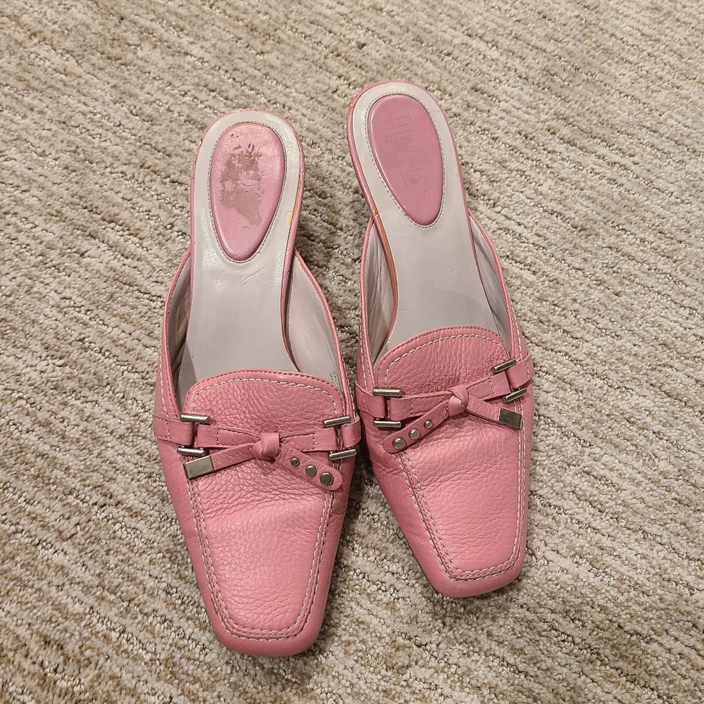 Nickels Pink Leather Mules with Silver Details